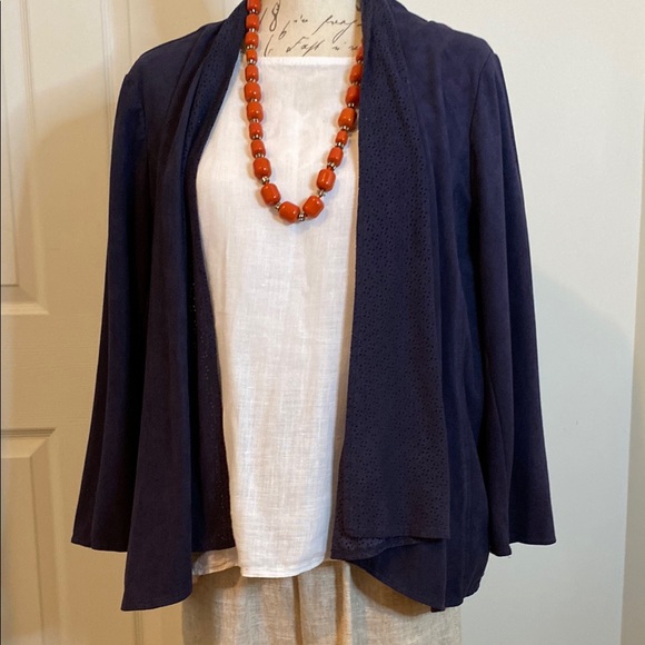 Chico’s Suede Navy Blue Open Front Cut Out design Jacket Chico’s size 3 - Picture 2 of 5